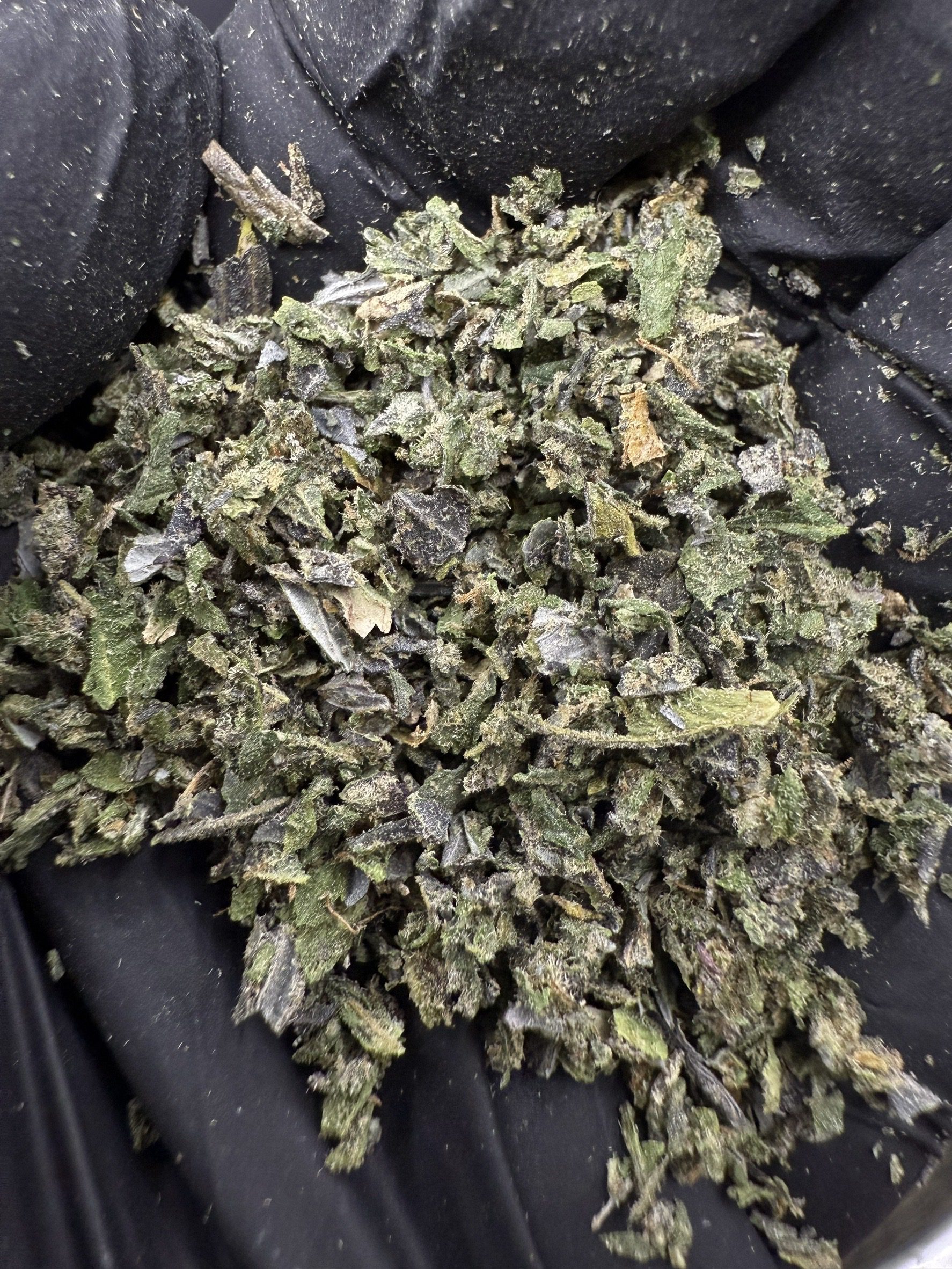 Trim Pineapple Express